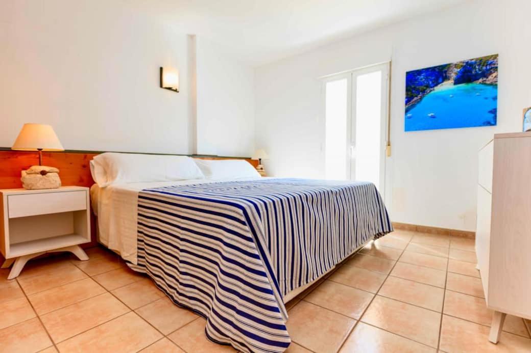 Apartamentos Sa Varadero 3S Con Vista Mare Laterale Es Pujols Εξωτερικό φωτογραφία